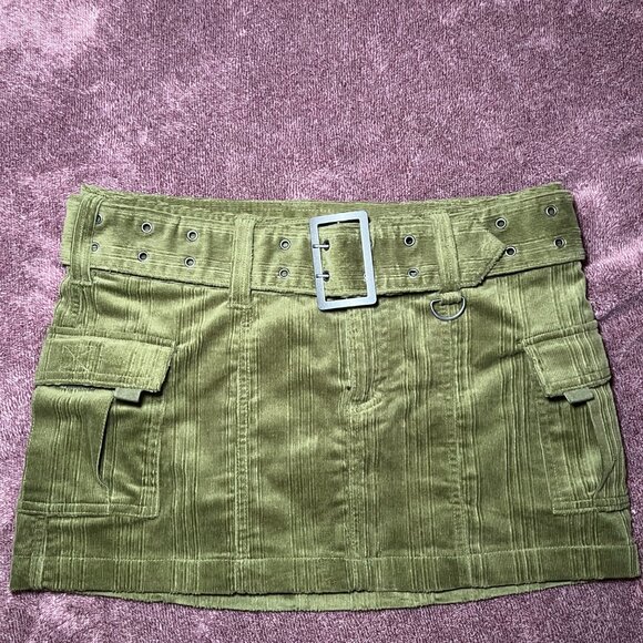 Urban Outfitters Dresses & Skirts - urban outfitters M green corduroy cargo skirt